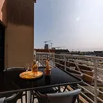 Huswell - Apartment Near The Beach With Terrace